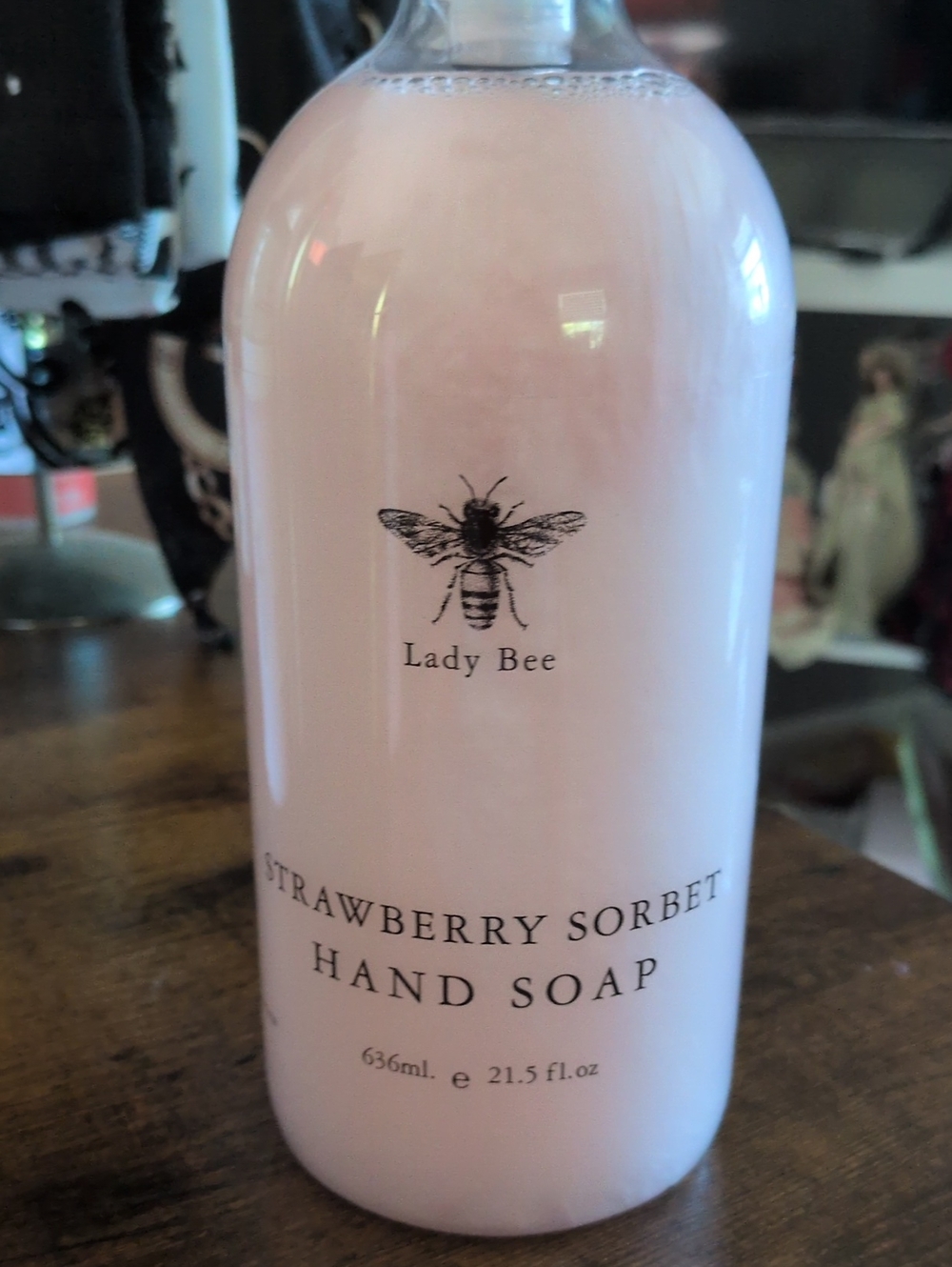 LADY BEE Strawberry Sorbet Hand Soap -